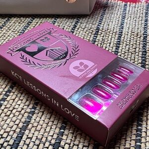 Red Aspen KC's Lessons in Love Nail Dashes